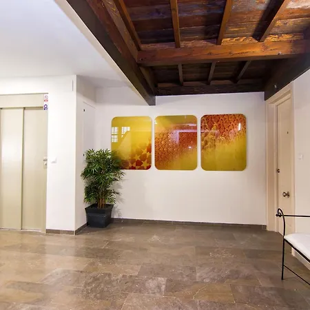 A Piece Of Heaven Over The Alhambra 2br Apartment Granada